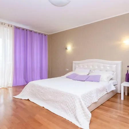 Apartment Skruganova 4. Minsk